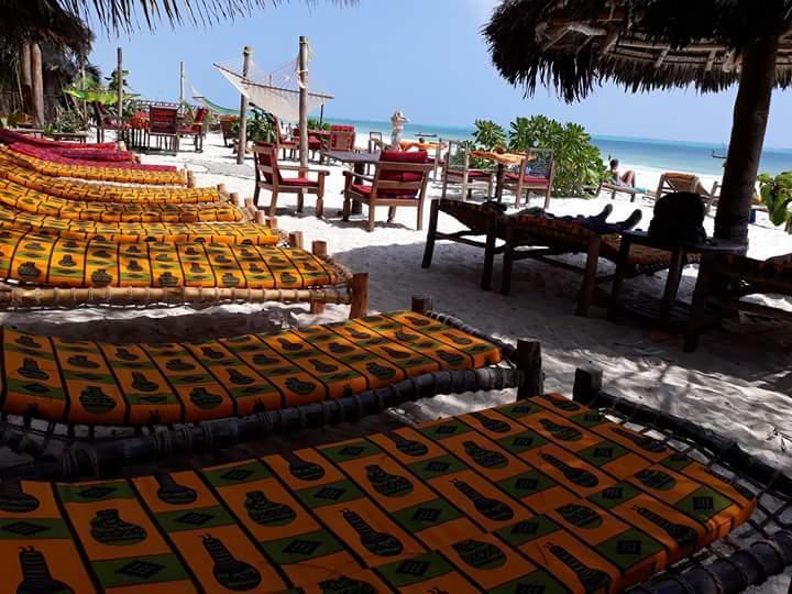 Sipano Beach Lodge 키웬그와 외부 사진