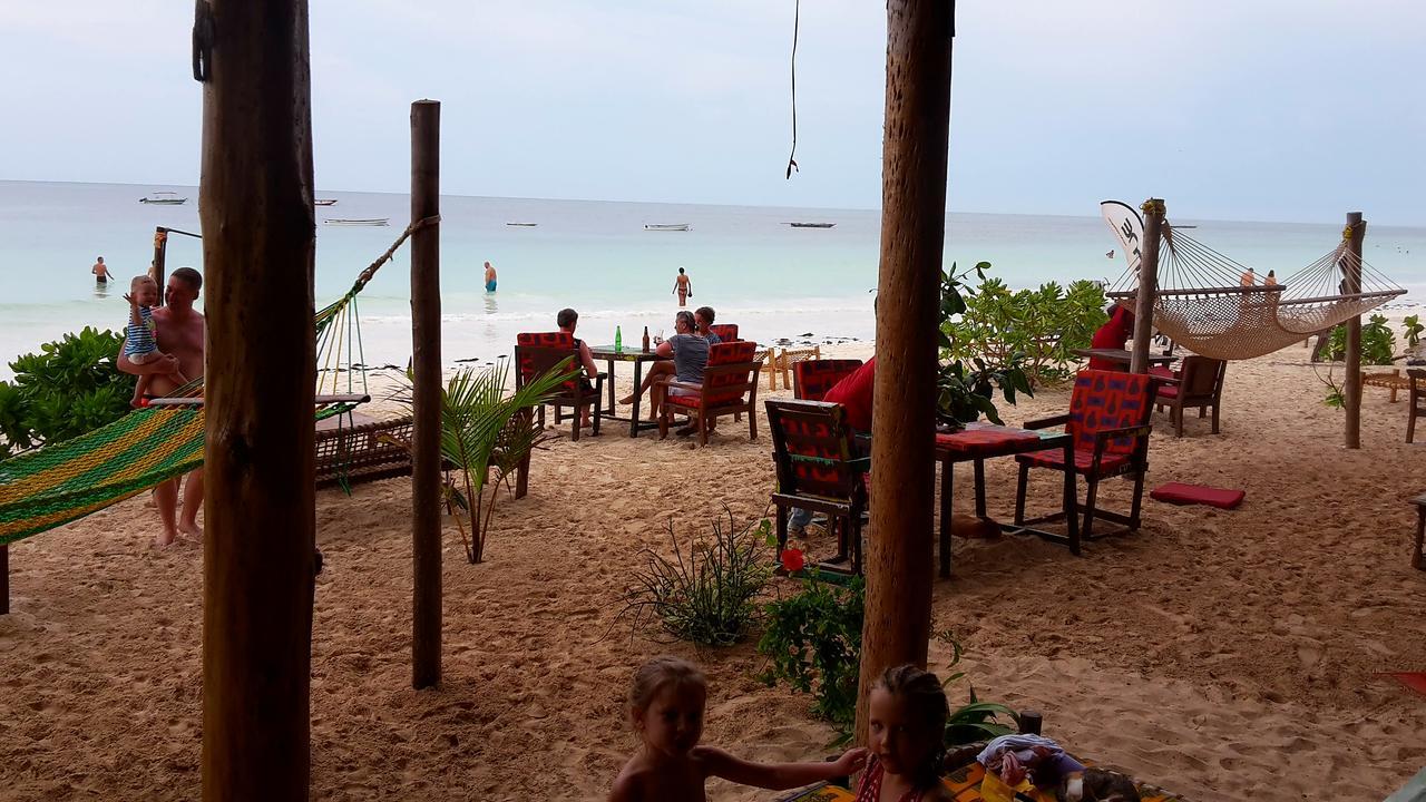 Sipano Beach Lodge 키웬그와 외부 사진