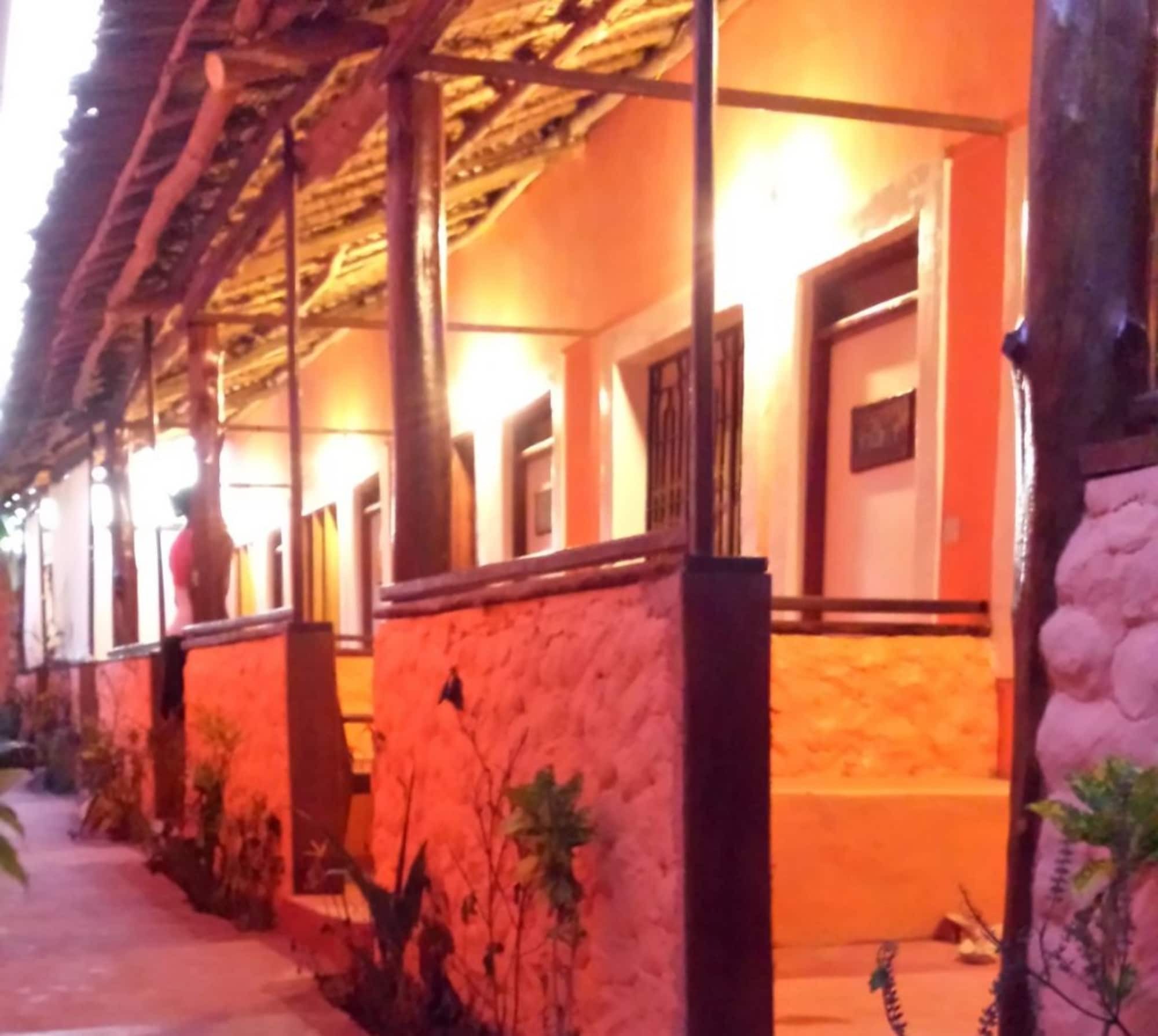 Sipano Beach Lodge 키웬그와 외부 사진